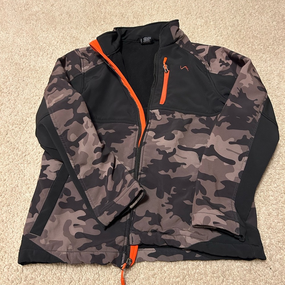 Camo coat, youth XL 16/18